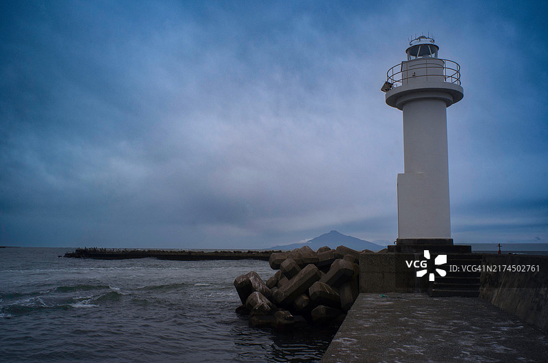 寻找灯塔图片素材