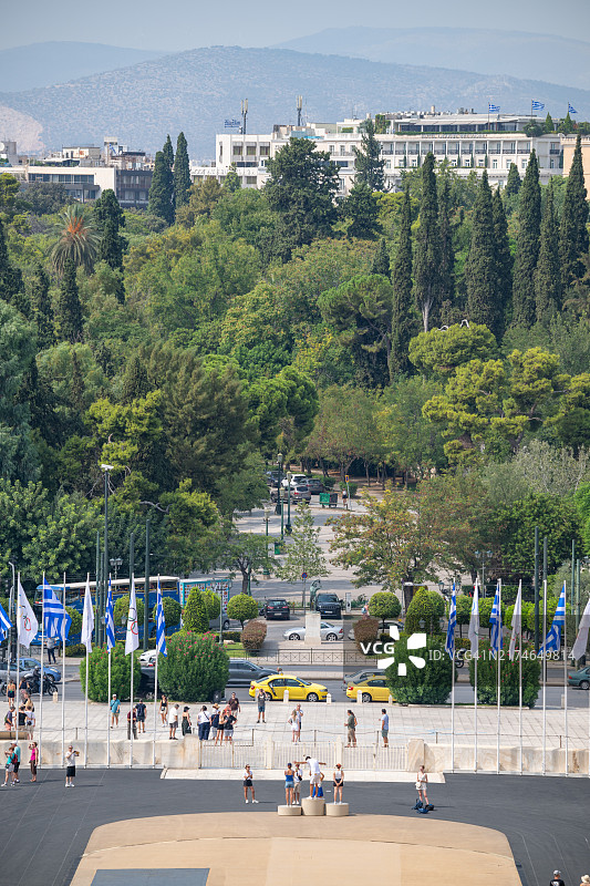 在希腊雅典帕纳辛奈科体育场的游客图片素材