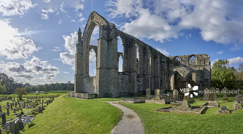 英国约克郡沃夫代尔的博尔顿修道院图片素材