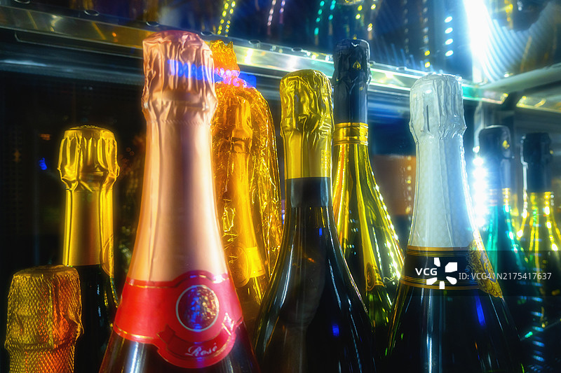 香槟酒瓶图片素材