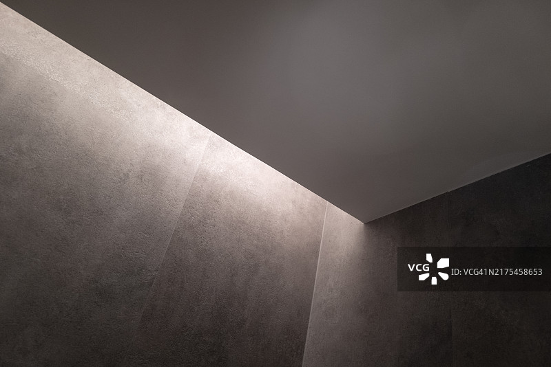 低角度建筑空间墙壁和天花板图片素材