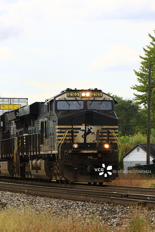 铁路货运机车图片素材