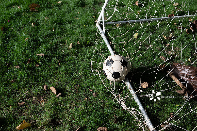 午后足球比赛图片素材