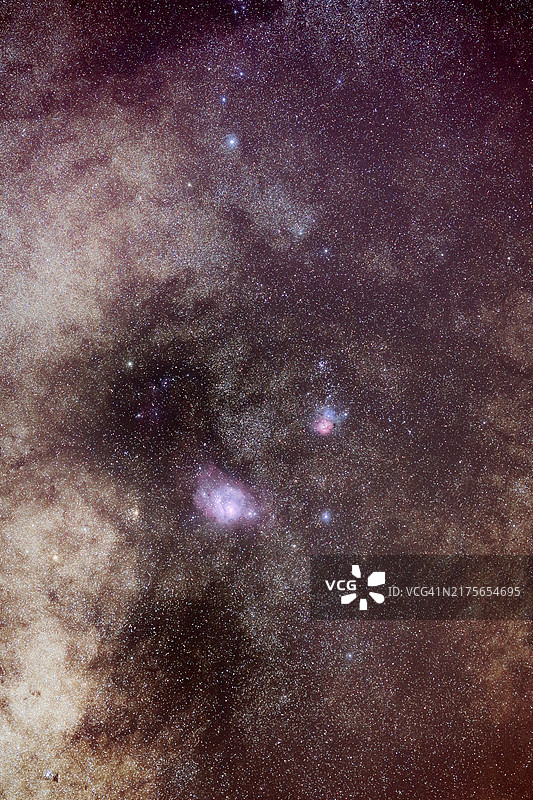 西班牙加那利群岛富埃特文图拉岛的银河图片素材