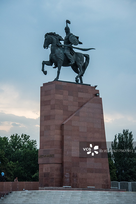 比什凯克，艾科尔·马纳斯纪念碑图片素材