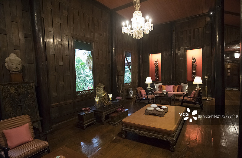 曼谷吉姆·汤普森故居，传统泰式木屋图片素材