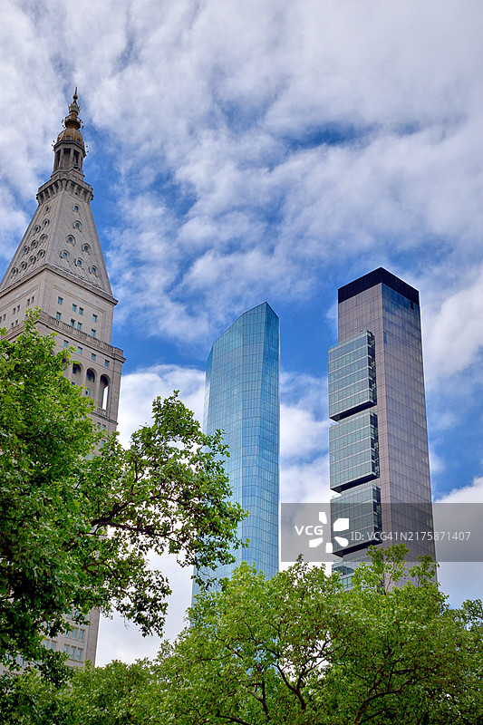 纽约曼哈顿：大都会人寿保险公司大厦、麦迪逊广场公园大厦和麦迪逊一号图片素材