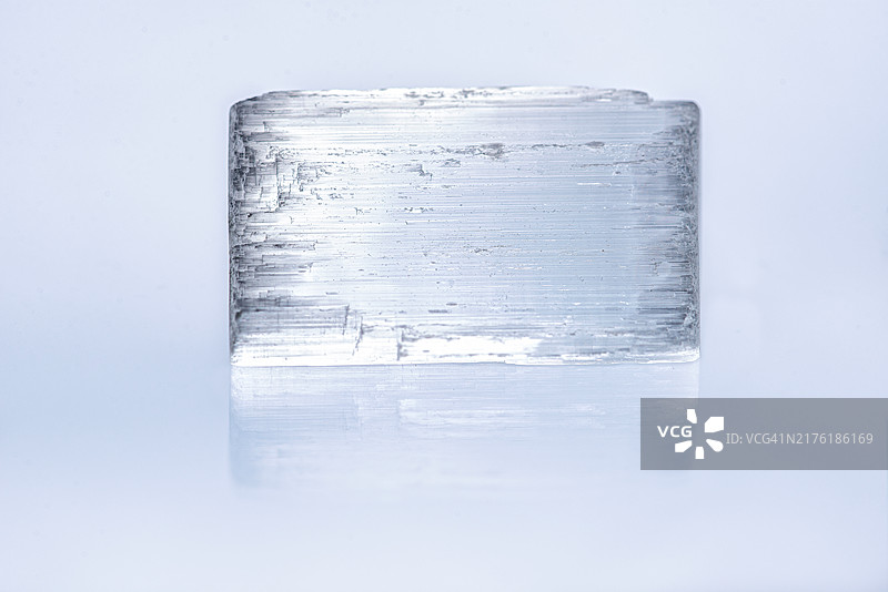 亚硒酸盐晶体图片素材