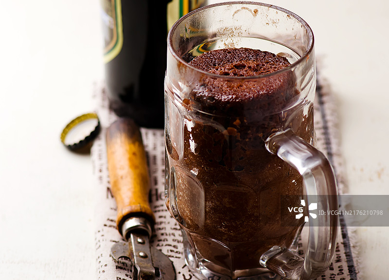 微波炉制作的杯子蛋糕图片素材