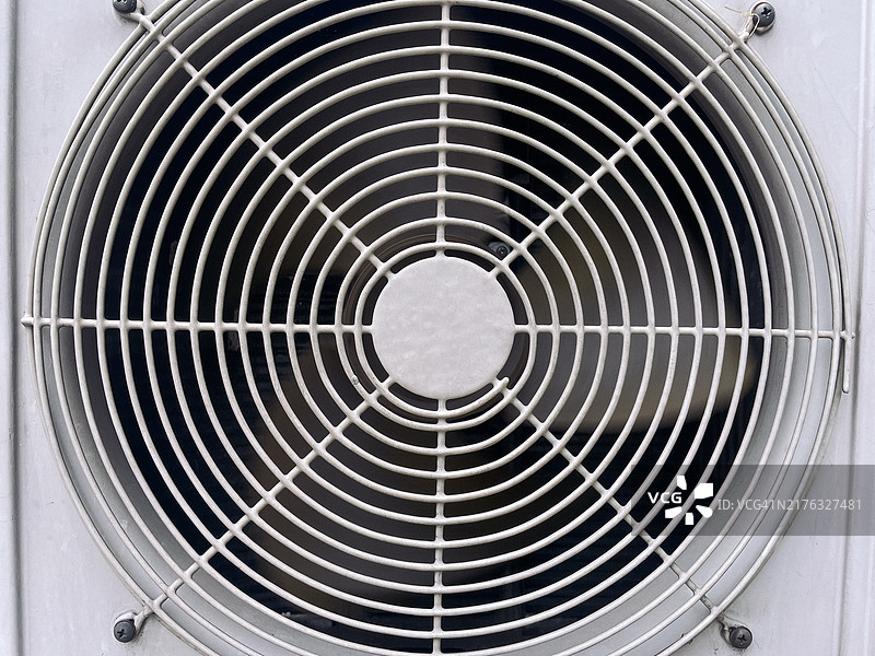 办公室里的空调系统，风扇视角图片素材