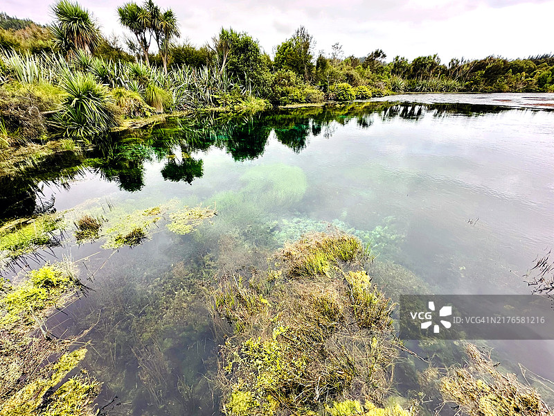阴天下的怀科罗普普泉图片素材