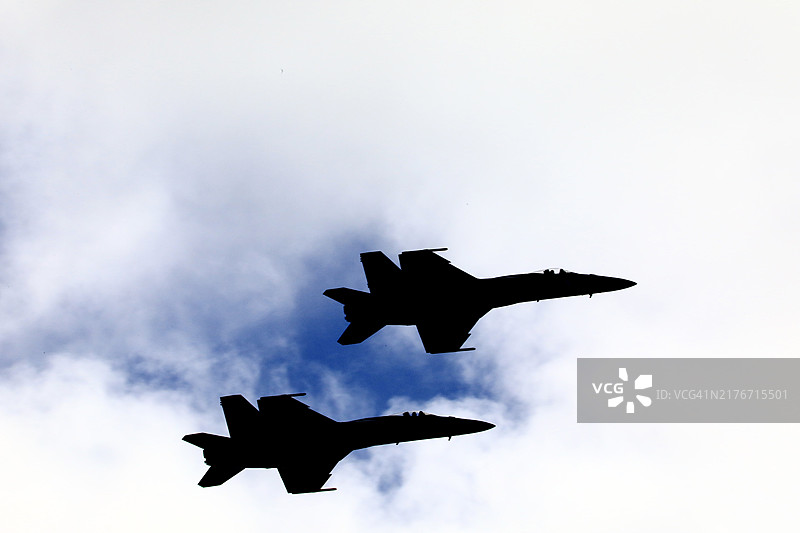 战斗机剪影图片素材