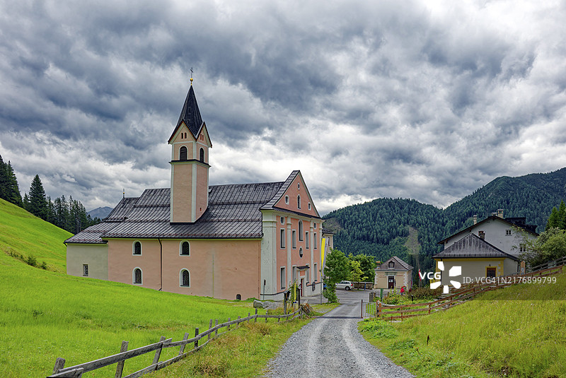 玛利亚瓦尔德拉斯特朝圣修道院，蒂罗尔，奥地利图片素材