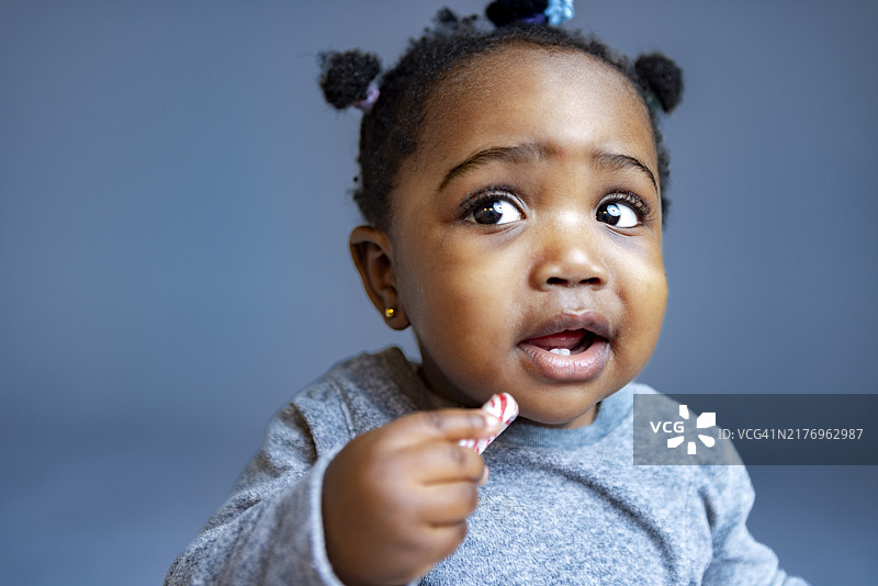 小女孩肖像图片素材