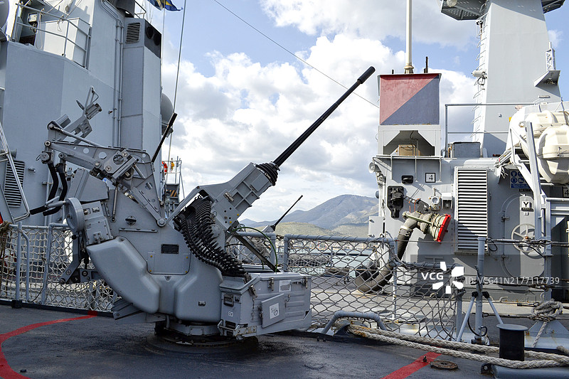 军舰上的机关枪特写图片素材