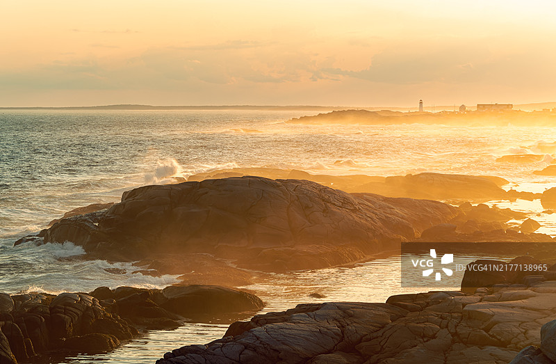 佩吉湾附近壮丽的日落大西洋海岸景观图片素材