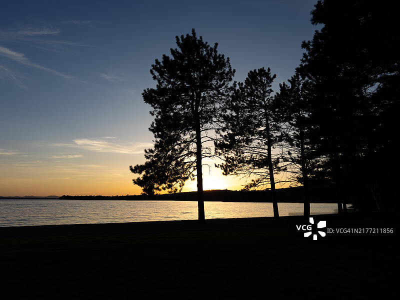 缅因州穆斯黑德湖日落图片素材