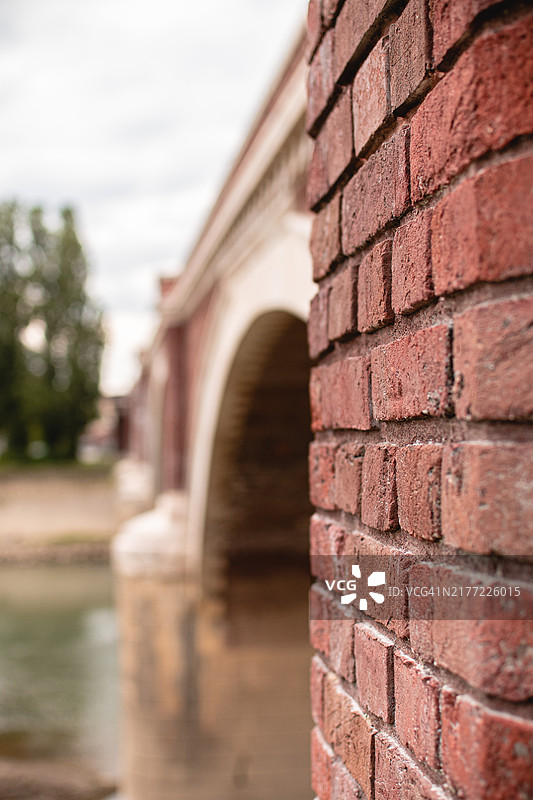 锡萨克老桥图片素材