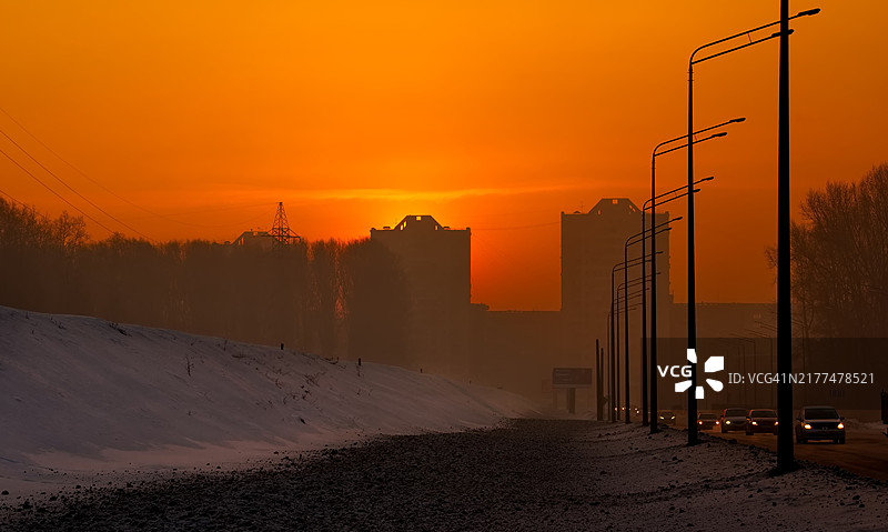 日落时分的城市景观图片素材