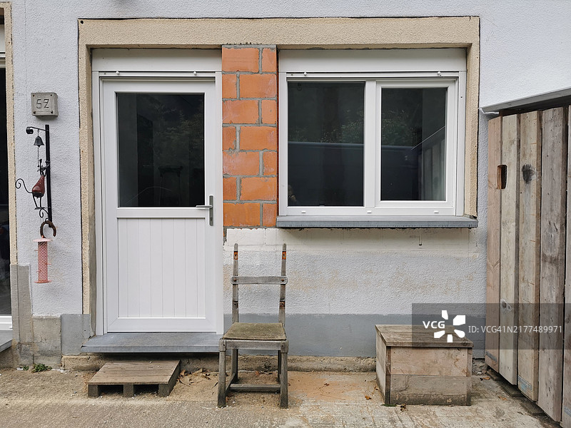 老房子外立面翻新图片素材