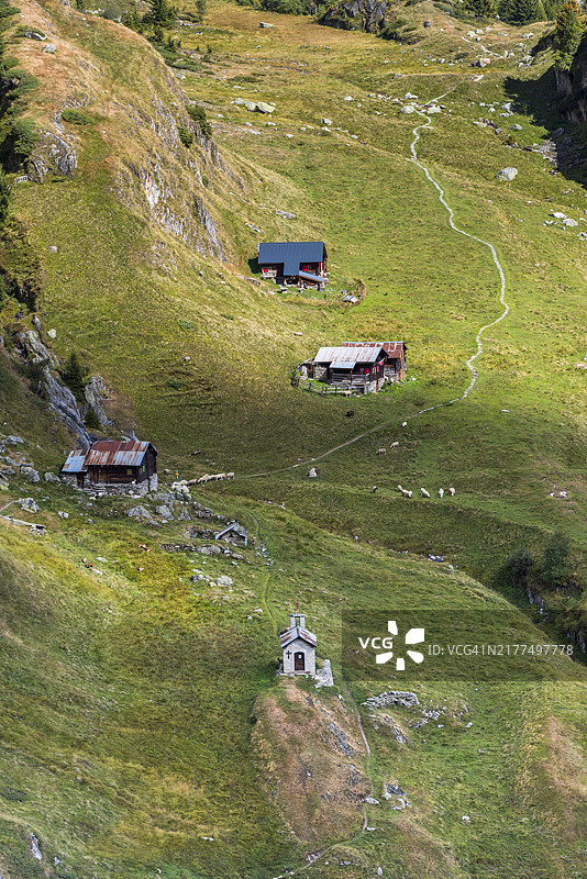 瑞士瓦莱州贝拉尔普至里德弗卡的联合国教科文组织全景小径图片素材