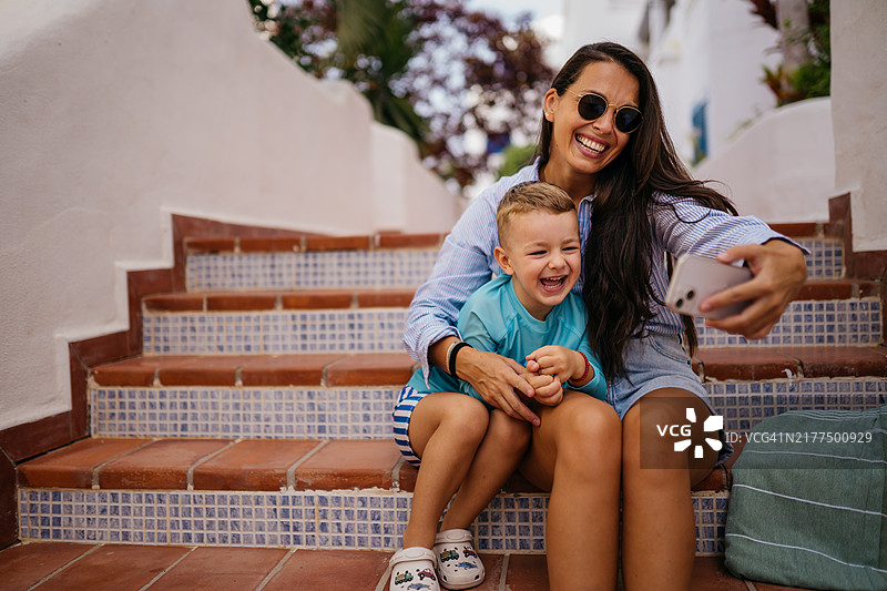 一起去海滩图片素材