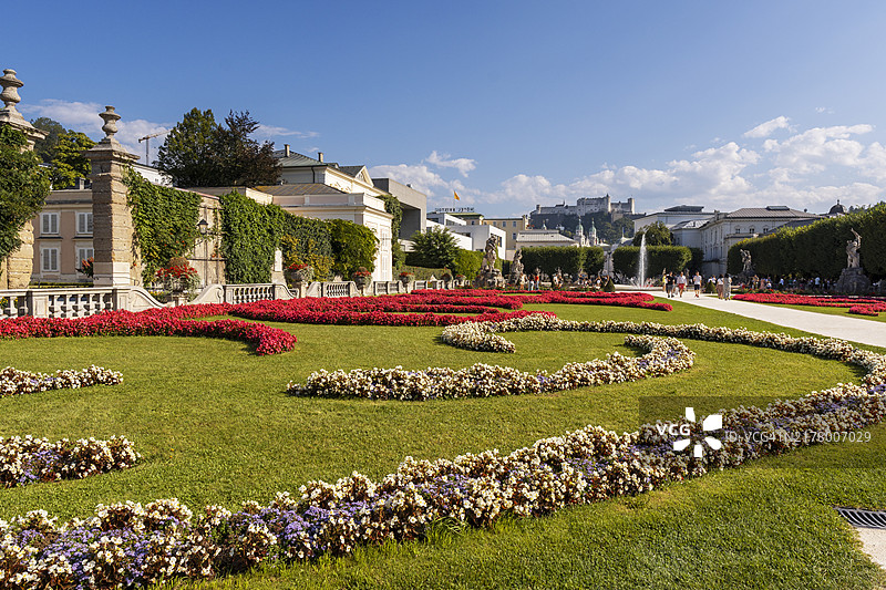 奥地利萨尔茨堡著名的米拉贝尔花园图片素材