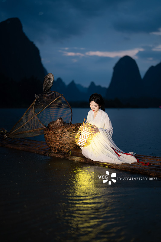 中国桂林阳朔漓江渔翁（20元人民币背景图案）图片素材