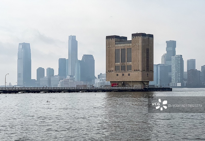 通风塔和泽西市天际线图片素材