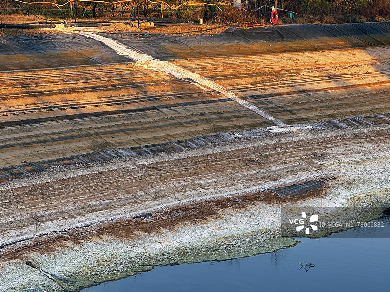 铜矿堆浸池图片素材