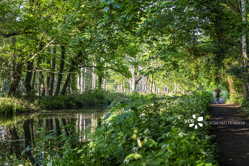 贝辛斯托克运河图片素材