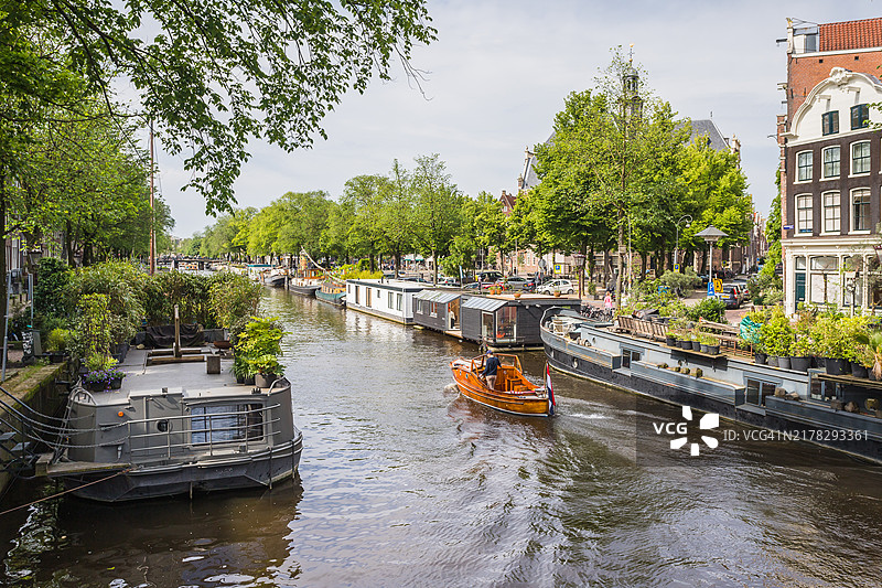 Brouwersgracht运河上的小船图片素材