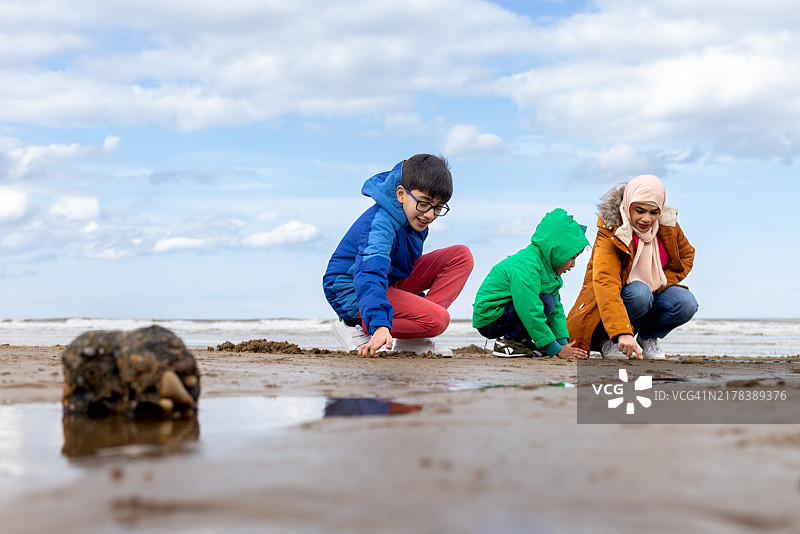 一起探索海滩图片素材