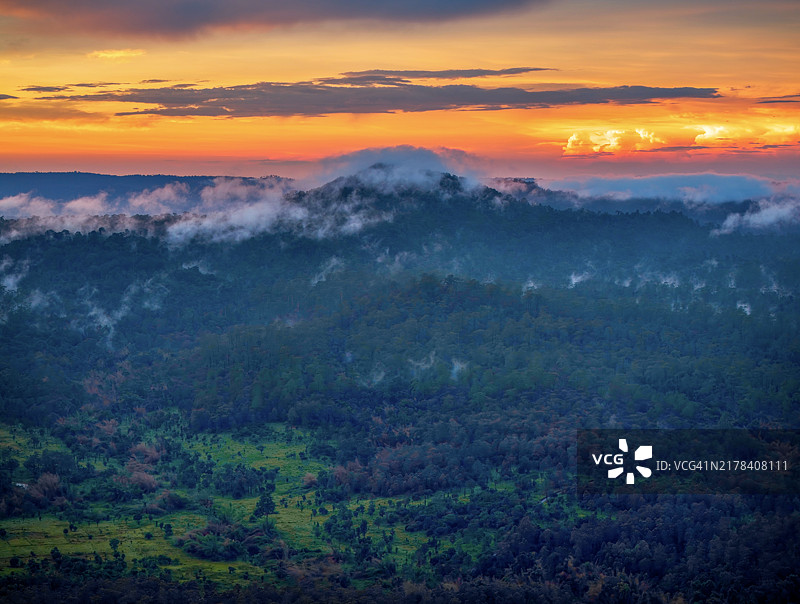 泰国通萨兰銮国家公园考科的日出图片素材