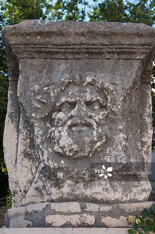 男子气概的雕像，罗马雕像，克罗地亚扎达尔古城图片素材