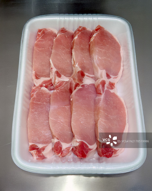 日式炸猪排的包装猪里脊肉片图片素材