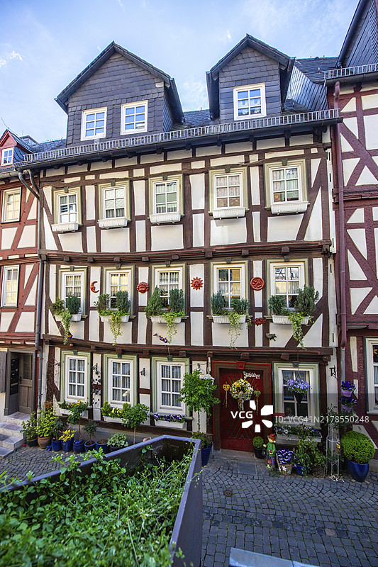 韦茨拉尔的半木结构老房子，黑森德国图片素材