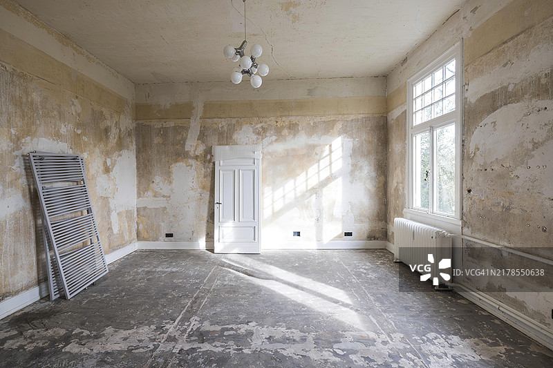 雷姆沙伊德老别墅核心翻新图片素材