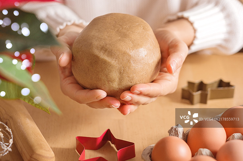 圣诞快乐，新年快乐，姜饼烹饪，蛋糕或果馅饼烘焙图片素材
