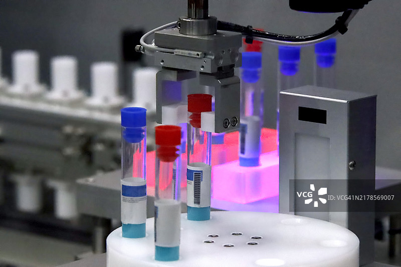 PCR测试自动化实验室特写图片素材