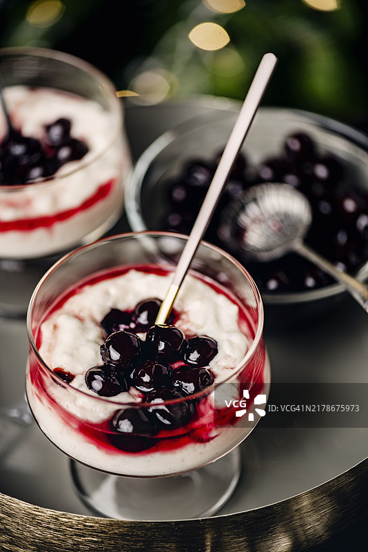 丹麦奶油米布丁图片素材