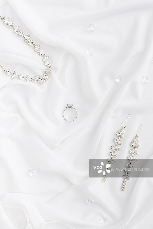 优雅新娘珠宝图片素材