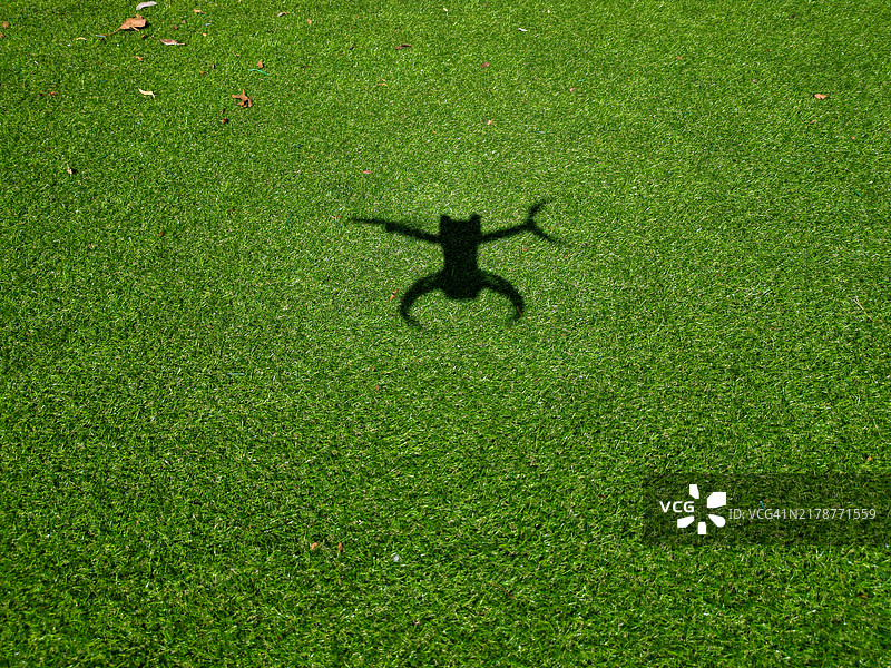 无人机的阴影图片素材