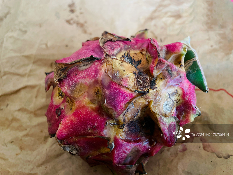 腐烂的皮塔拉果图片素材