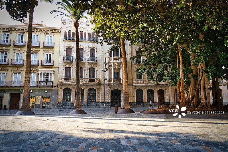 西班牙卡塔赫纳（穆尔西亚）的旧金山广场图片素材