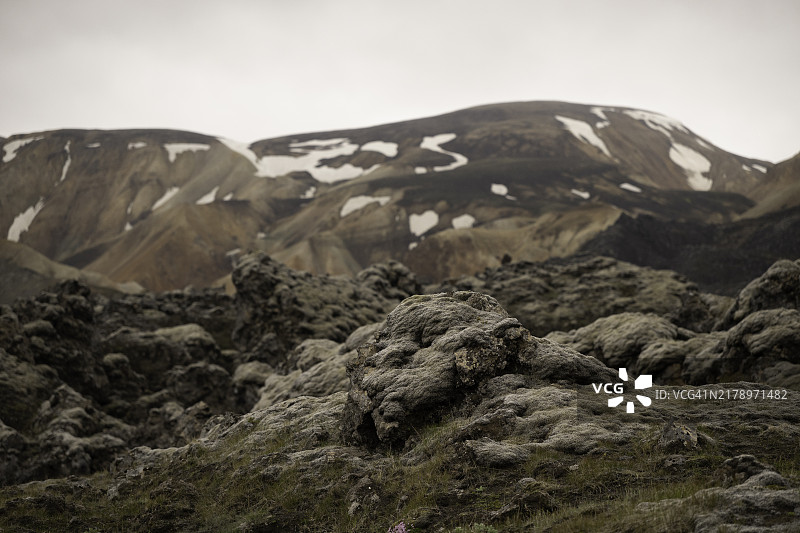 岩石山脉与天空的美丽景色图片素材