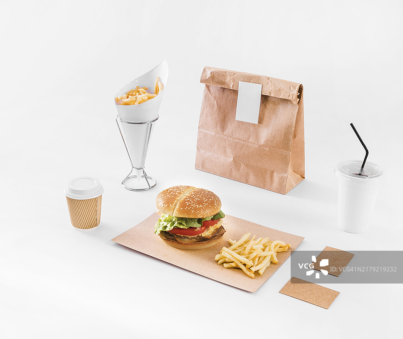 快餐一次性杯子包装白色表面图片素材