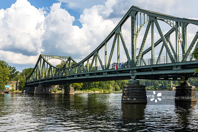 连接德国首都柏林和波茨坦的格利尼克桥图片素材