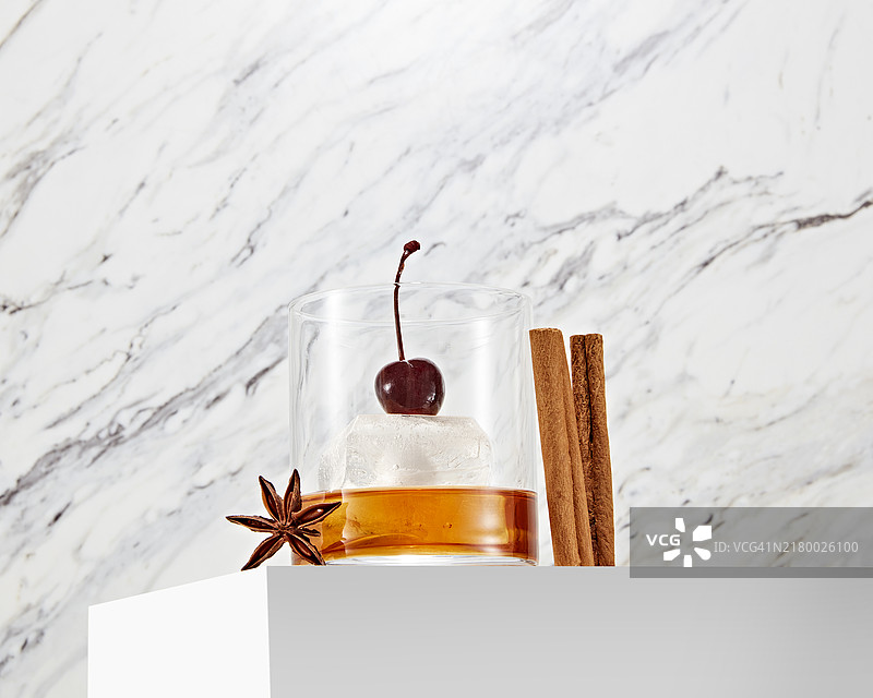 无酒精鸡尾酒趋势图片素材