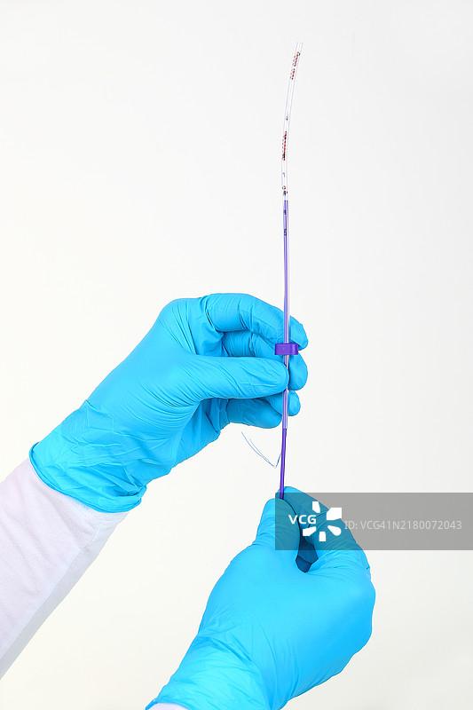 宫内节育器，带导管的铜珠球图片素材